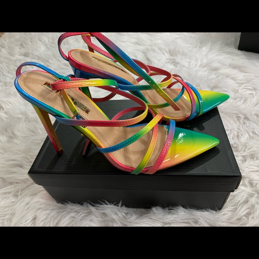 Akira open toes heels